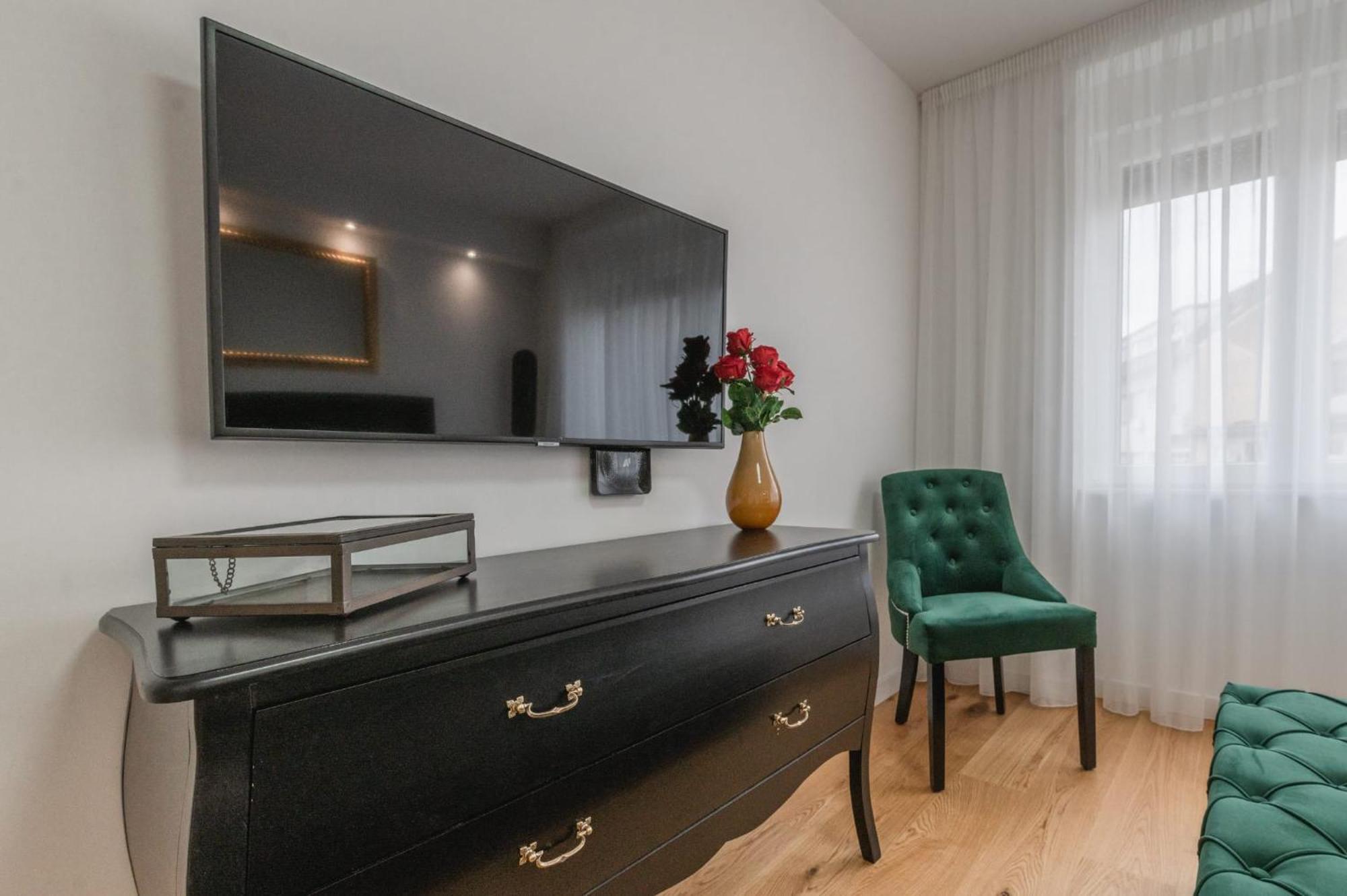 Golden Home Centre Apartment Zagreb Exterior photo